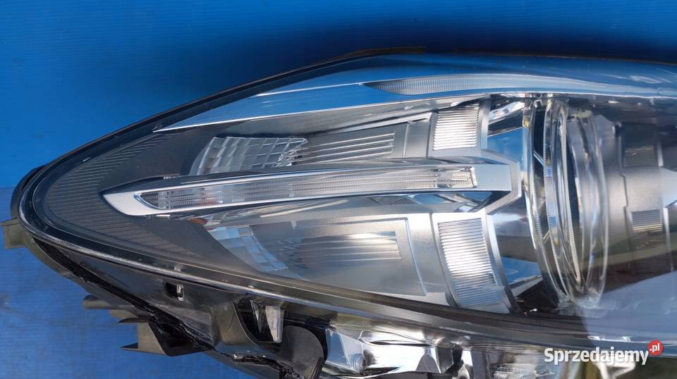 LAMPA PRAWY PRZÓD EU XENON BMW 5 F10 F11 LIFT osobowe Nowy Tomyśl sprzedam