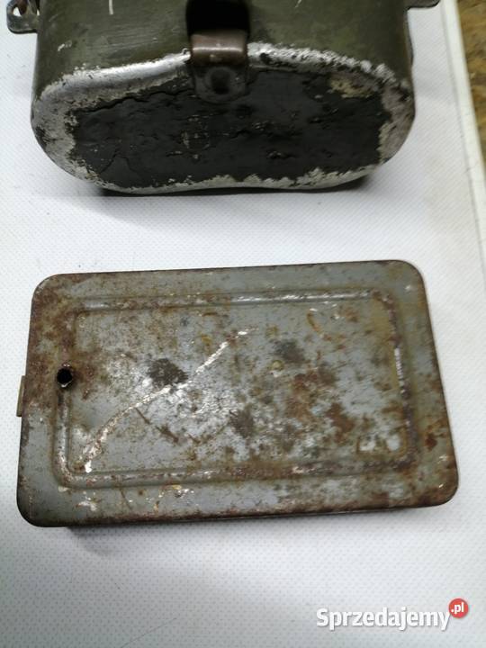 Metalowe pudełka z czasów PRL