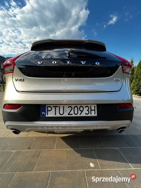 Sprzedam Volvo V40 CROSS CAUNTRY Turek sprzedam