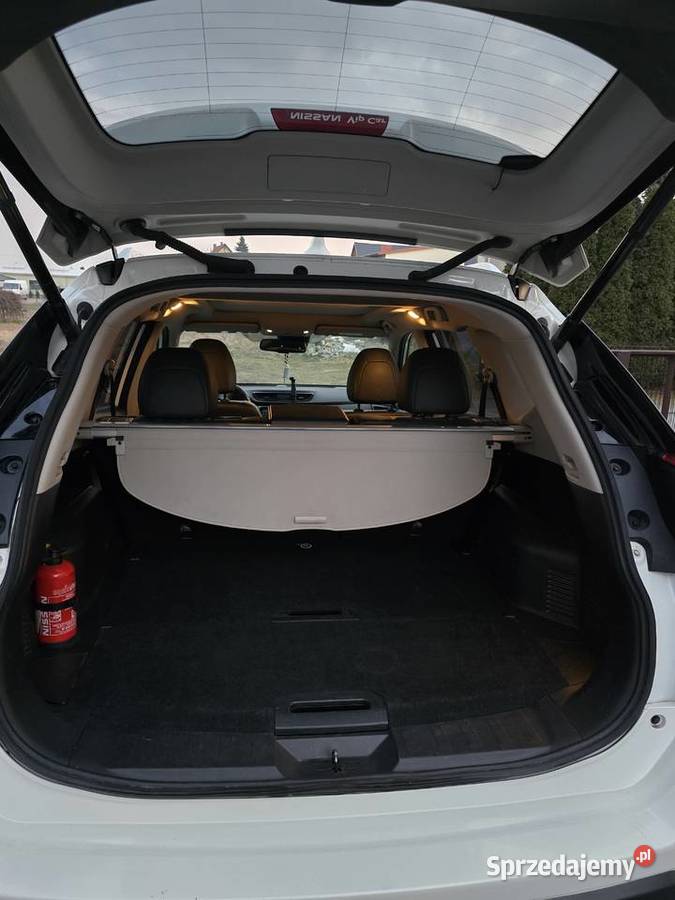 Sprzedam Nissan XTrial 20 DCI TEKNA 4WD XTRONIC ABS Węgry sprzedam