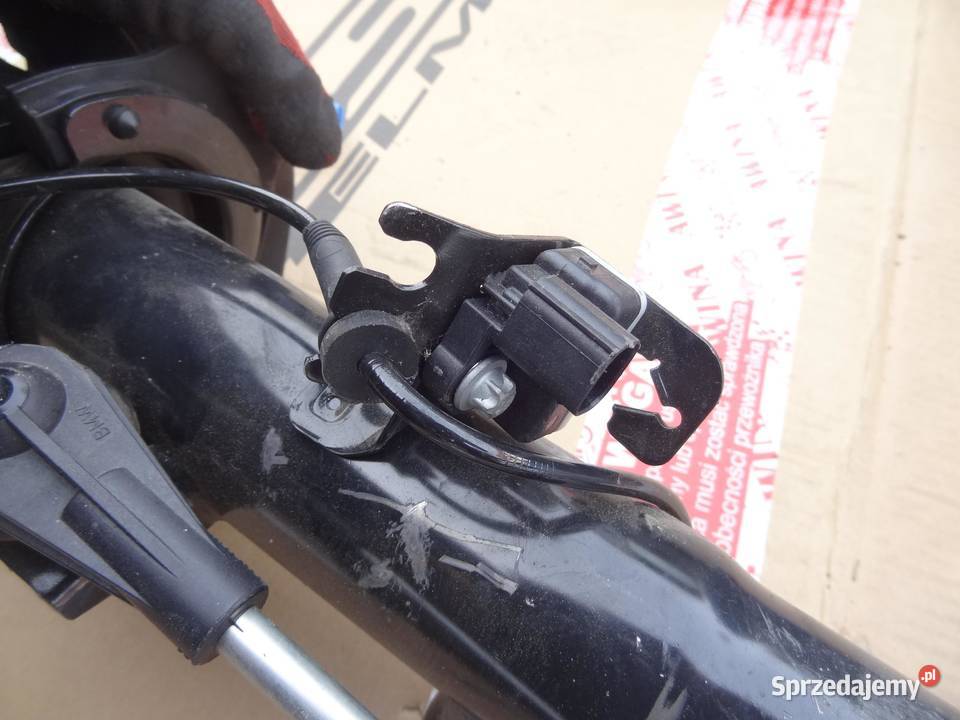 AMORTYZATOR LEWY PRZÓD BMW F33 6865567 6881930