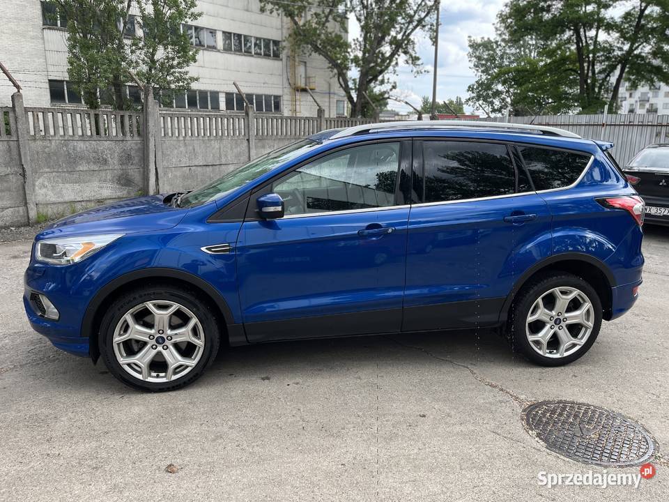 Ford Kuga Escape 20 benzyna 4x4 wersja Titanium Łomianki