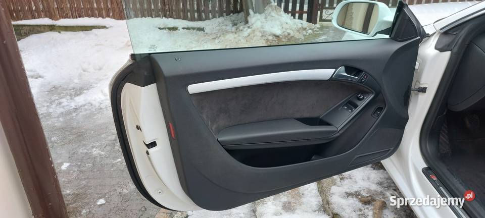 Audi A5 27 TDI 190 2009r wielofunkcyjna kierownica Tłuchowo sprzedam