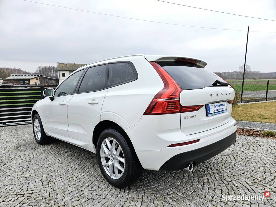 VOLVO XC60 MOMENTUM SalonPL 1WŁ 2019 XI 20 T4