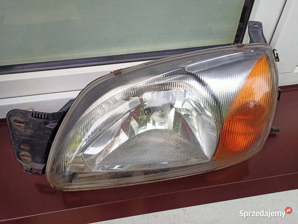 Ford Fiesta MK4 IV LIFT lampa przednia lewa Lampy przednie Sieradz