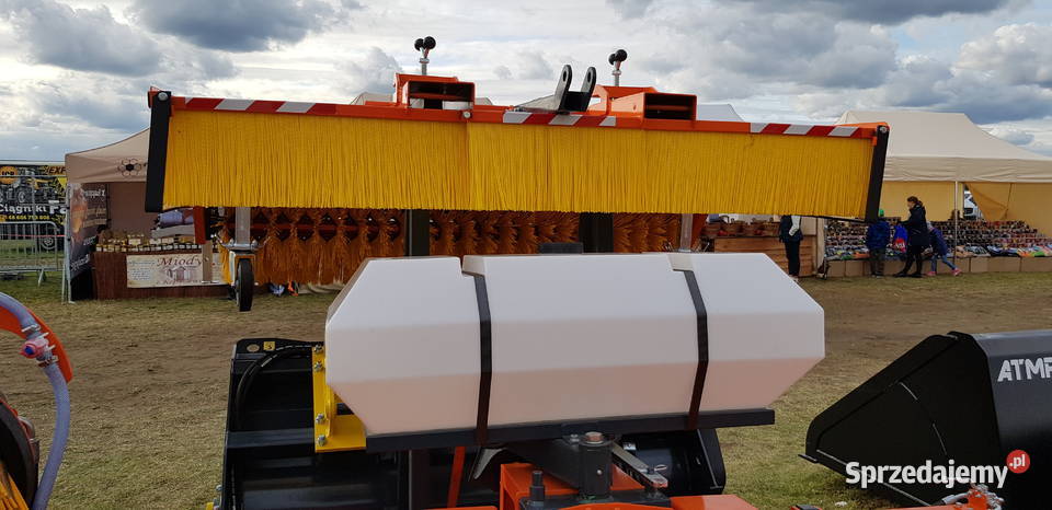 Zamiatarka hydrauliczna z zraszaczem i nieuszkodzony Pozostałe łódzkie Wieluń