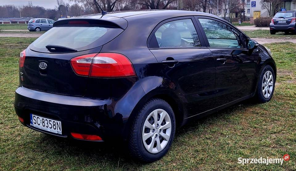 Kia Rio 14 Bogata wersja ledy 6 biegów Klima benzyna Ostrowiec Świętokrzyski sprzedam