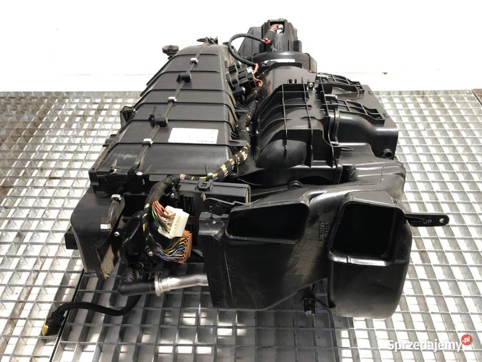 NAGRZEWNICA KOMBAJN VOLVO FH II 84164535 ciężarowe