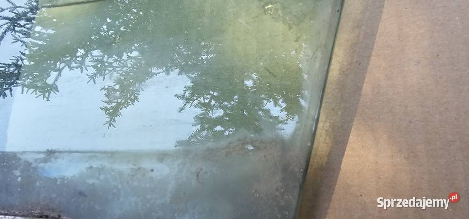 Szyba drzwi lewy przód mercedes w124 kombi osobowe wielkopolskie Zbąszyń