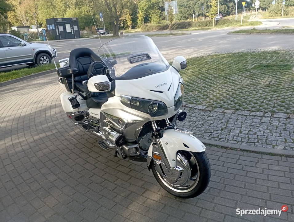 Honda Goldwong GL 1800 radio Wałcz