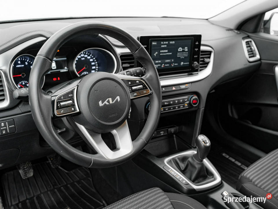 Kia Ceed GD4E94115 TGDI M 2 stref klima Kcof Kombi Pępowo