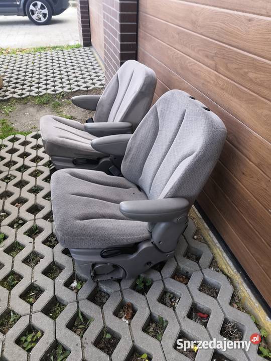 Pojedyńczy fotel Voyager 4 drugi rzad Fotele i kanapy Szczecin