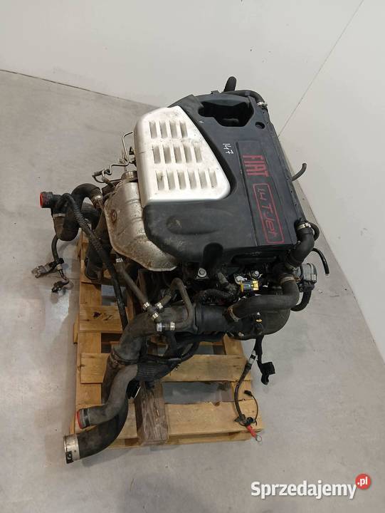 SILNIK KOMPLETNY BENZYNA 940B7000 14 T TJET Fiat świętokrzyskie
