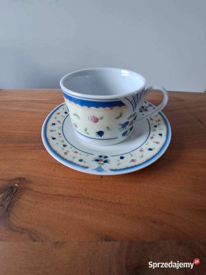 PRL Zestaw Filiżanka talerzyk w kwiatki Bentley
