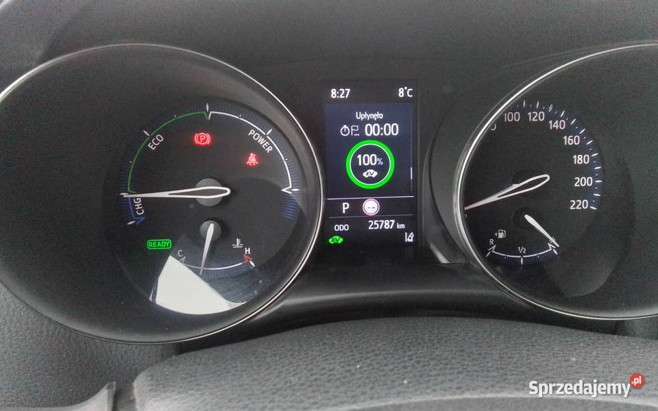 Sprzedam Toyotę CHR z 2022 r Stan idealny Niski kupiony w polskim salonie Warszawa