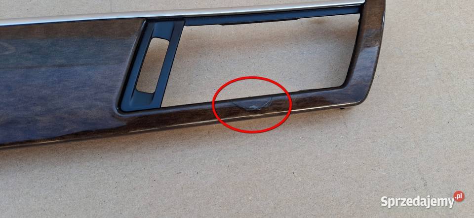 MERCEDES EKLASA W212 DEKOR LISTWA OZDOBNA DESKI Części samochodowe Bieleń sprzedam