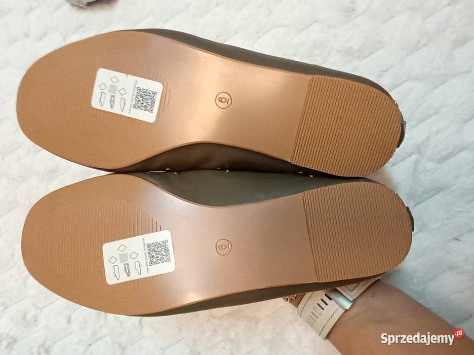 39 ASOS Design zielone Bogato zdobione dżetami 25cm Kraków