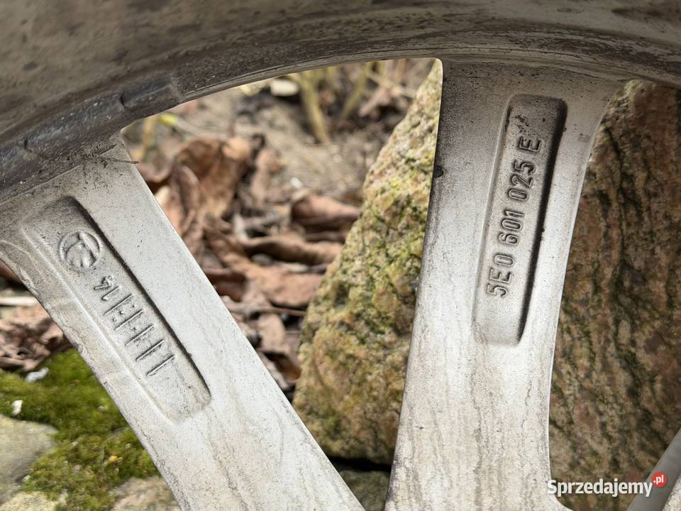 Alufelgi oryg Skoda 17 5x 112 Octavia Yeti dolnośląskie Góra