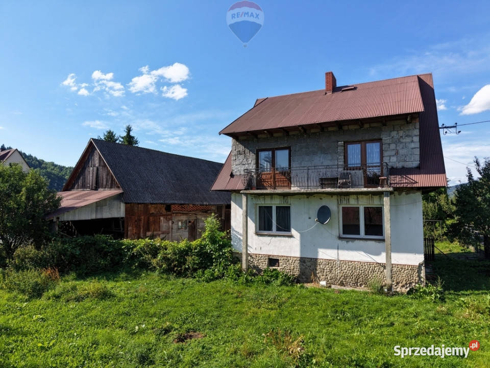 Dom Wolnostojący Podobin gm Niedźwiedź Rok budowy 1971 Nieruchomości małopolskie