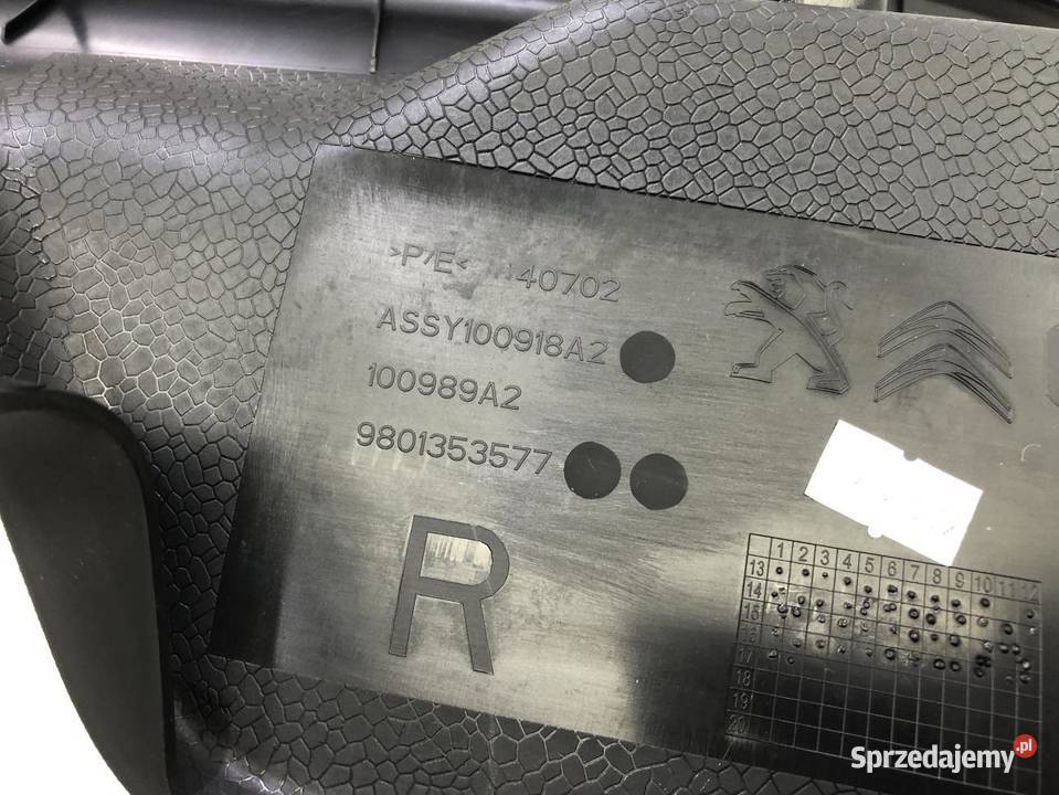 OSŁONA PROGU PRAWA 9801353577 CITROEN C4 CACTUS