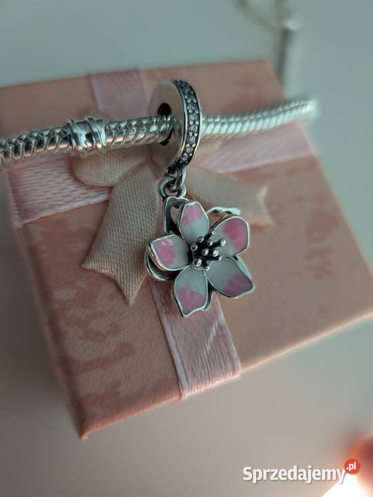 Kwiatek charms Zegarki i Biżuteria Kraków sprzedam