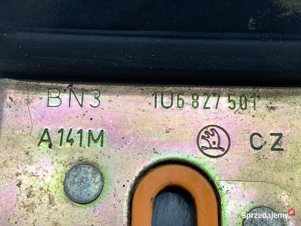 ZAMEK KLAPY TYŁ SKODA OCTAVIA I Hatchback 9610 Zamki, wkładki i kluczyki