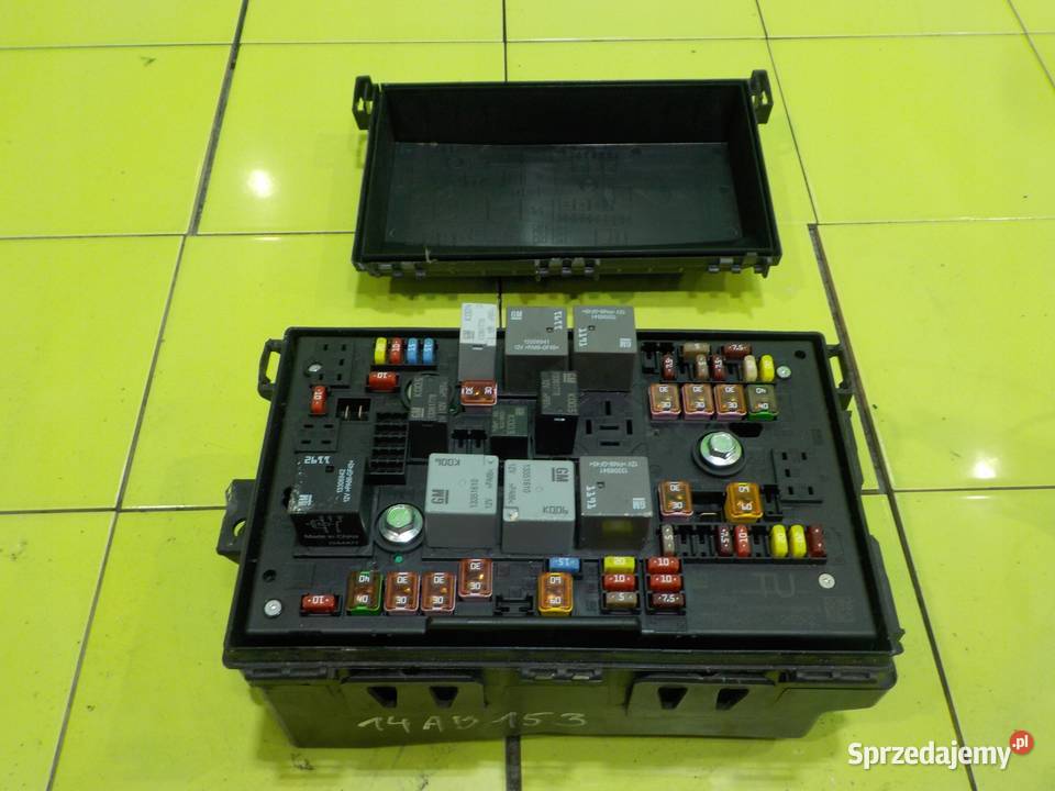 ASTRA IV J LIFT 14 B 12r HB 5D skrzynka Suków sprzedam