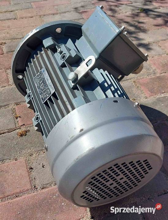 Silnik elektryczny 56 kW 2900 obr Wałek fi 28 mm Żary