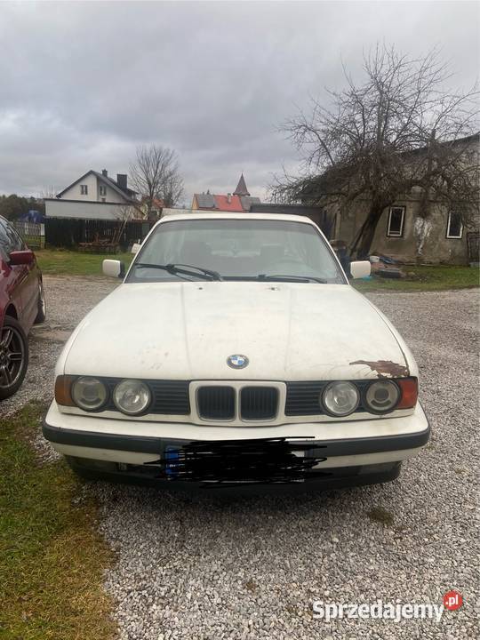 Bmw e34 525i szpera 25 automat benzyna czysta Chrośla
