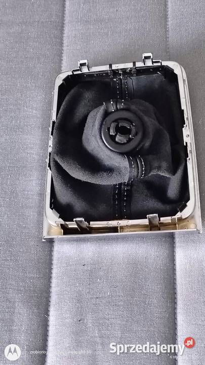 Mieszek i gałka kasety zmiany biegów vw 6 biegow Rok produkcji 2008 Lubin