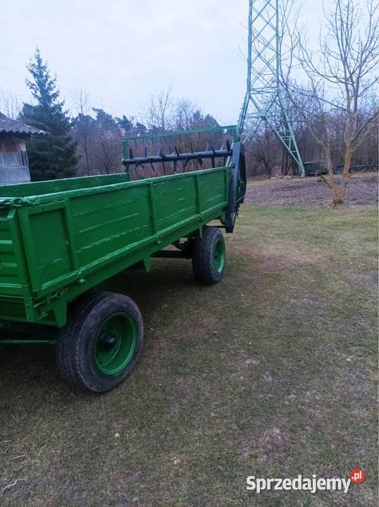 Rozrzutnik nieuszkodzony Mikorzyn sprzedam