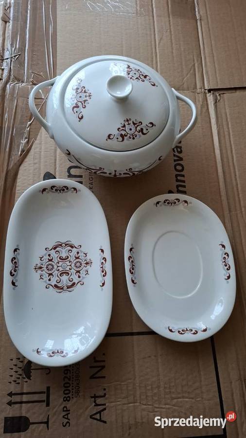 Waza na zupę i dwa półmiski firmy Wawel lubelskie Lublin