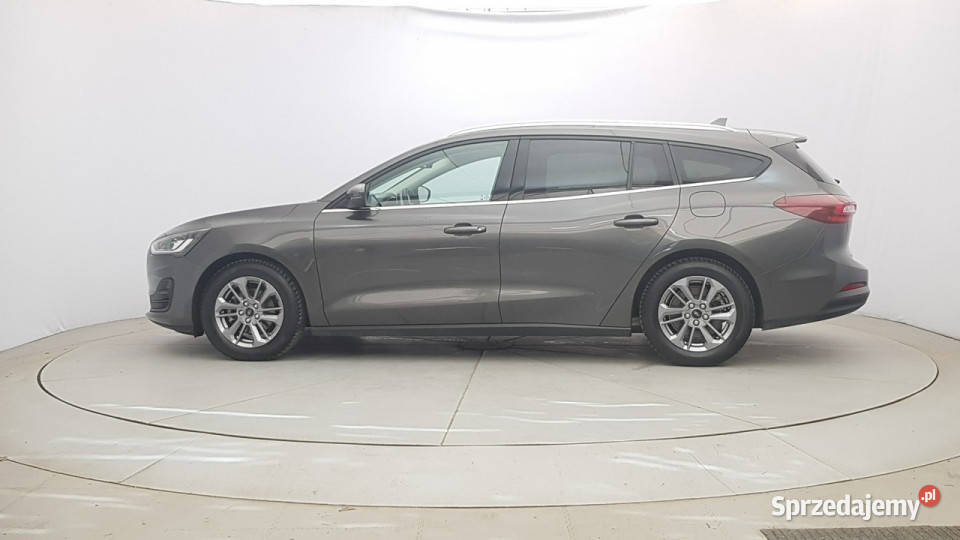 Ford Focus 10 EcoBoost mHEV Titanium X Z serwisowany w ASO Warszawa
