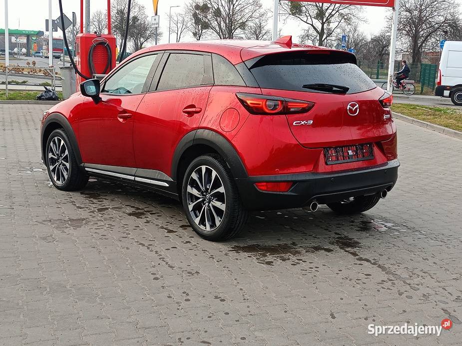 Mazda CX3 20 29000 Przebiegu Full LED Skóra Navi isofix sprzedam