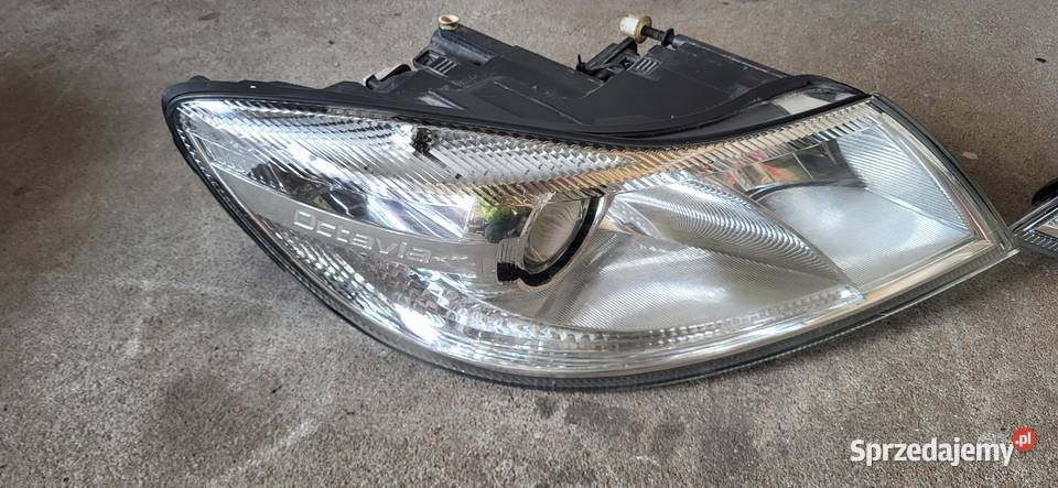 Sprzedam lampy przod skoda octavia osobowe Narol sprzedam