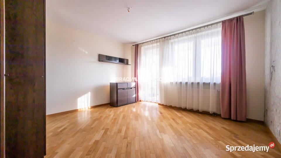 Mieszkanie 911m2 4 pokojowe Kraków