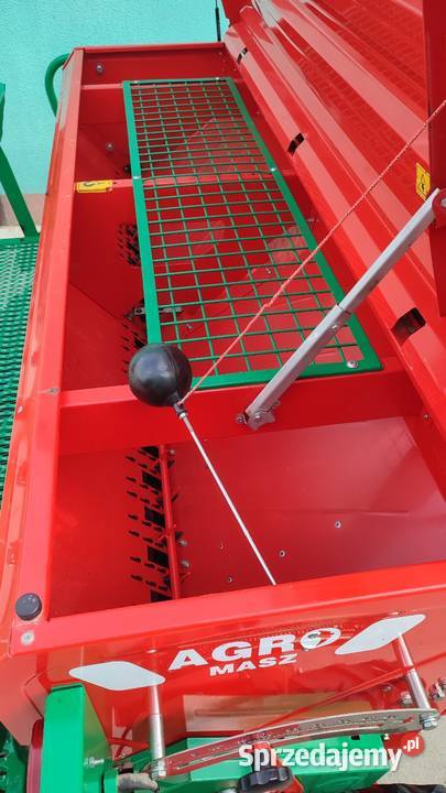 Siewnik talerzowy agromasz nowy Węchadłów