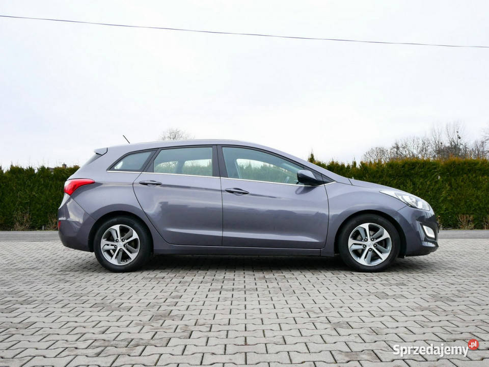 Hyundai i30 16 CRDI 110 E6 Kombi Comfort Automat 215000km Goczałkowice-Zdrój