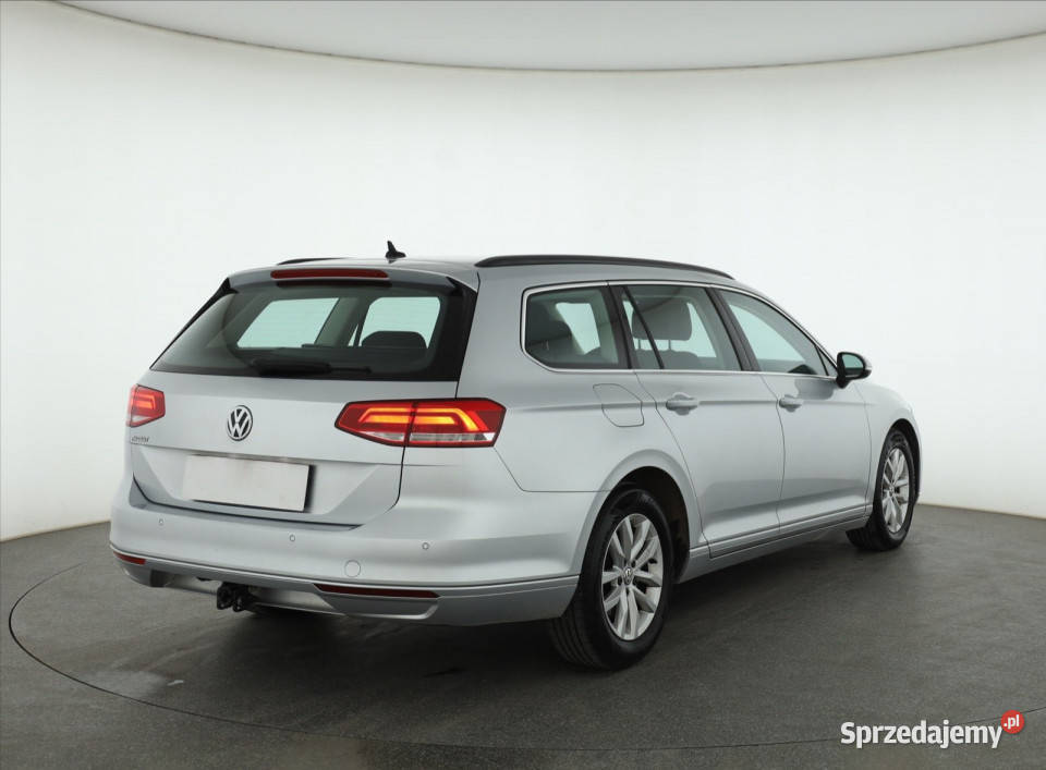 VW Passat 20 TDI nawigacja Volkswagen Piaseczno