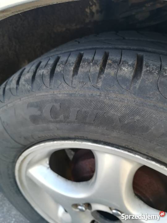 Honda Civic 14 gniazdo USB