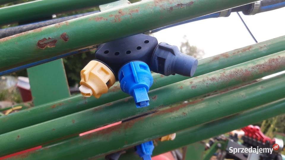 Opryskiwacz 800l Moteska belka 12m lubelskie sprzedam