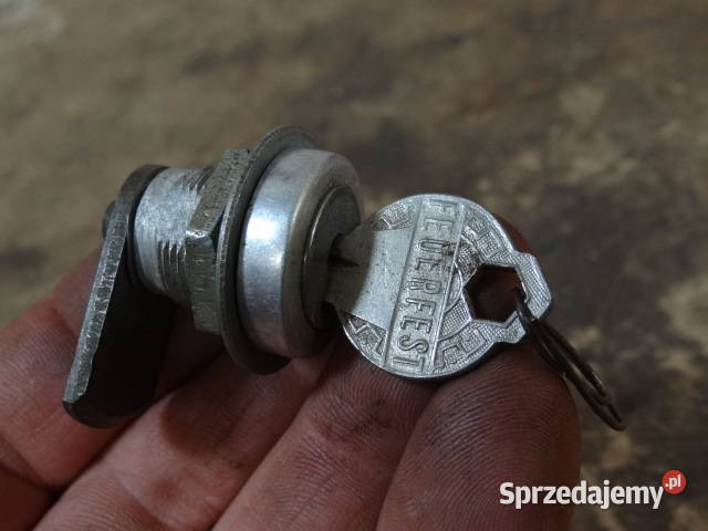 zamek FEUERFEST DOBLINA MZ AWO IFA IWL Simson Żary