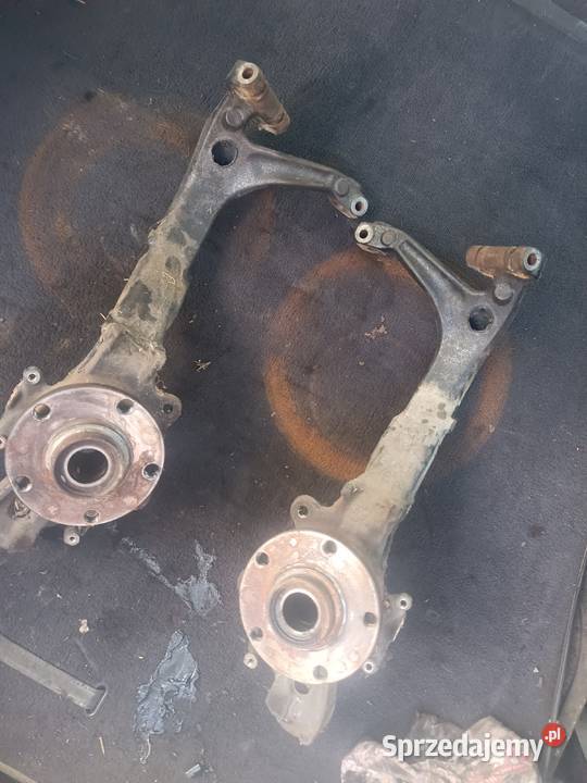Zwrotnica Prawa Lewa Audi A4 B5 a36 Myszków