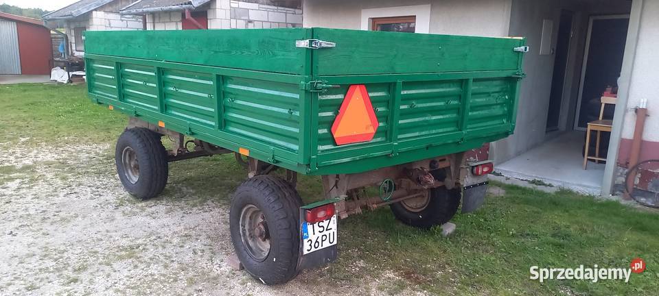 Przyczepa sztywna nowe opony zarejestrowana stan