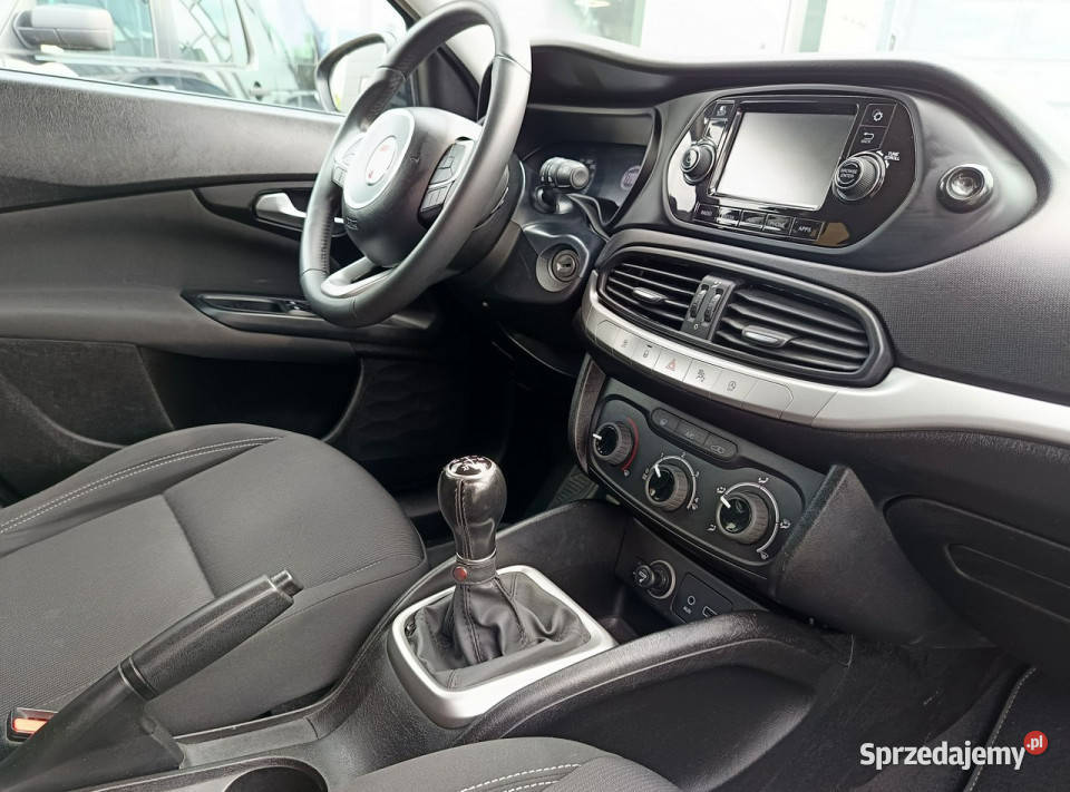 Fiat Tipo SW 13 95 Easy hak NAVI kamera grzane Nowy Sącz