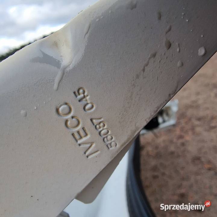 IVECO DAILY 2014 ZAWIAS MASKI SILNIKA PRAWY zawiasy Bieleń