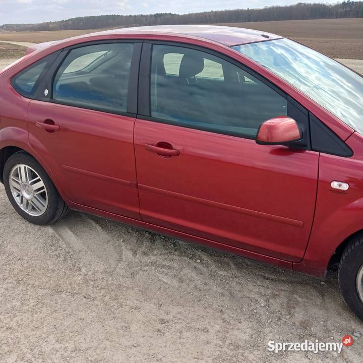 Ford Focus 18 Benzyna wielofunkcyjna kierownica Sądów sprzedam