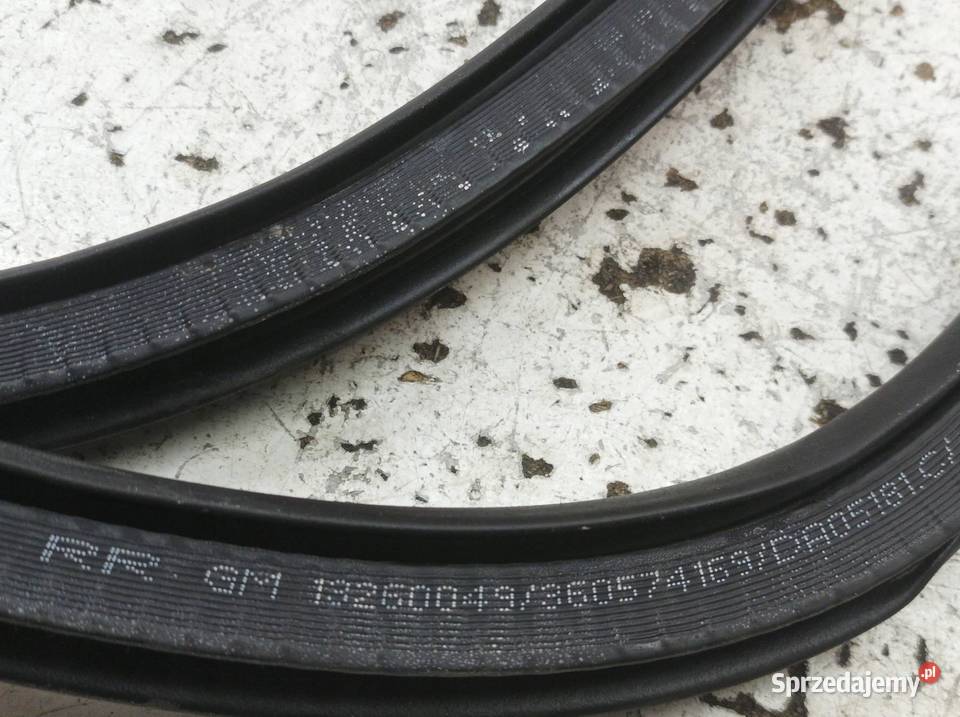 USZCZELKA DRZWI PRAWY LEWY TYŁ KPL KOMBI