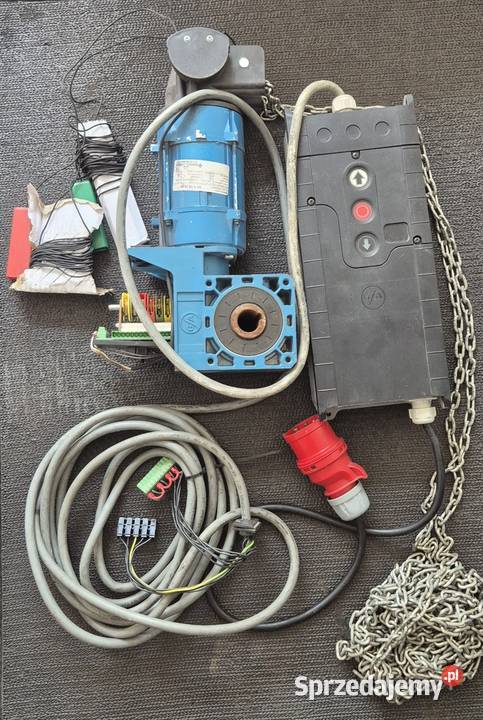 Napęd do bramy przemysłowej fmy Elektromaten SE Chorzów