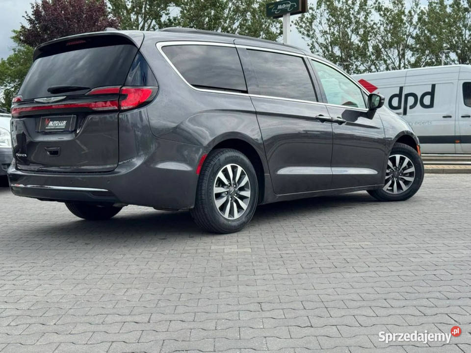 Chrysler Pacifica 2022 Chrysler Pacifica Touring Warszawa